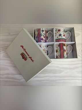 VTG NIB Queens by Churchill Mug Set of 4 The Caravan Trail Collection